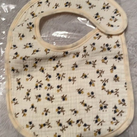 Set of 8 NIB baby bibs - Picture 10 of 12